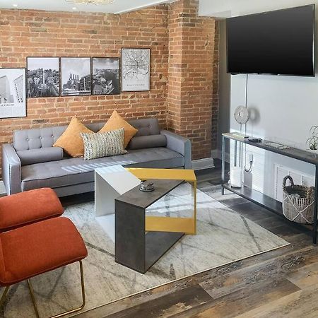 Cozy Modern Apt In The Heart Of Fells Point! ボルティモア エクステリア 写真